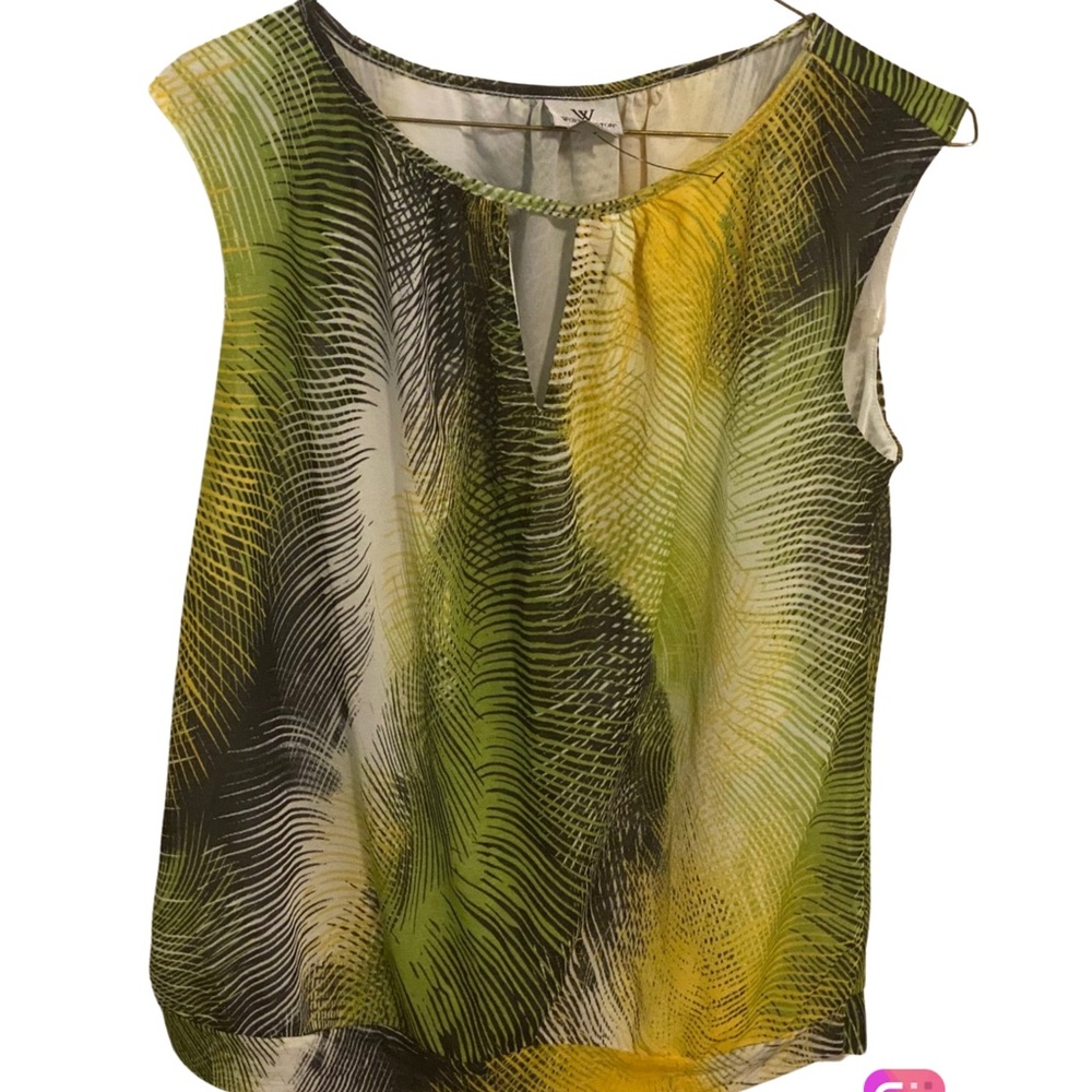 Blouses 👚 - Picture 9 of 14